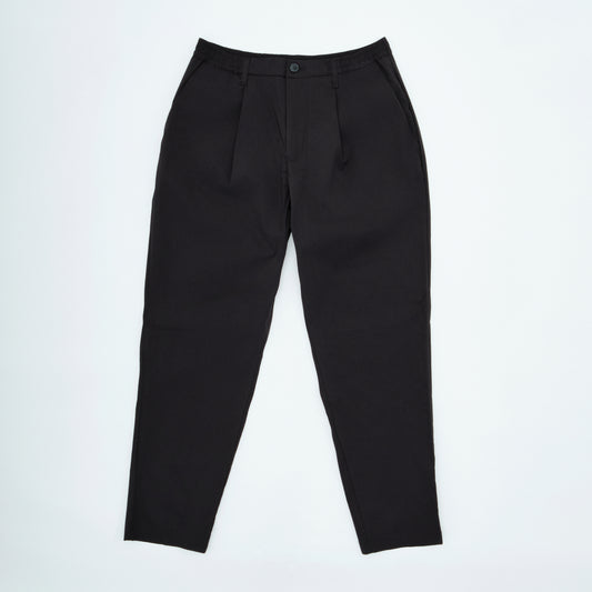 Relaxed Fit Pants| Pleated| Black